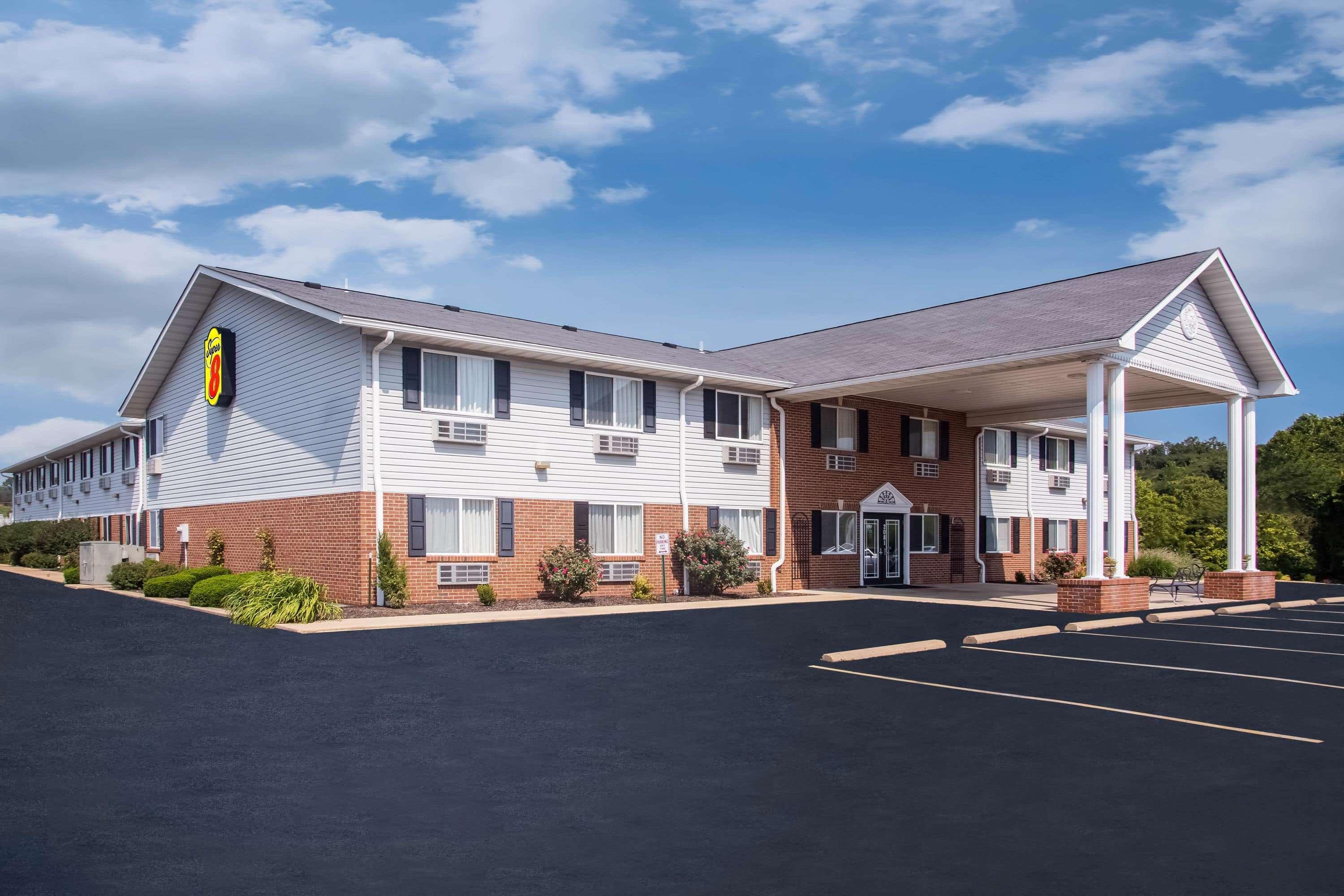 Hotel Super 8 By Wyndham Washington Exterior foto