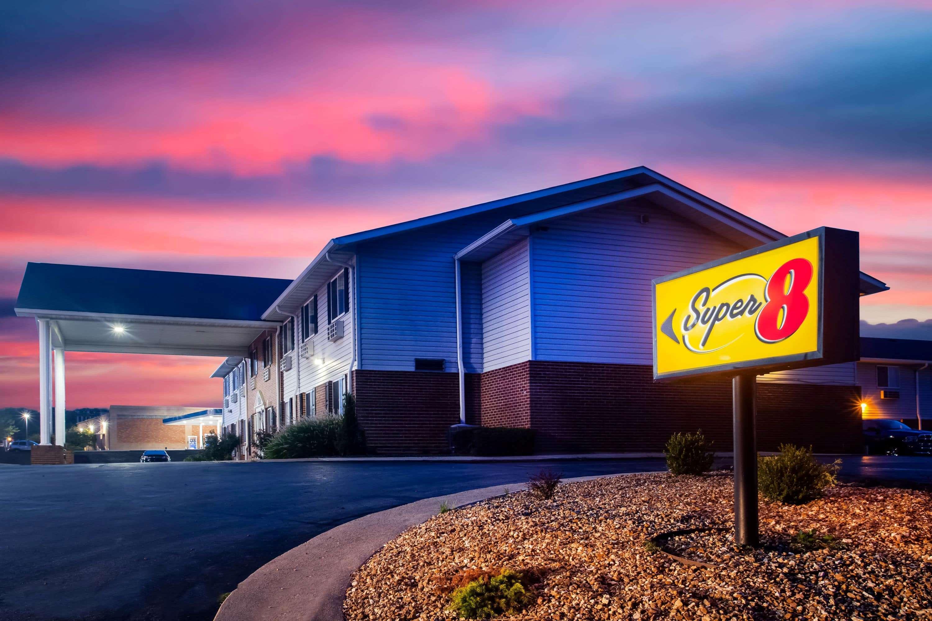 Hotel Super 8 By Wyndham Washington Exterior foto